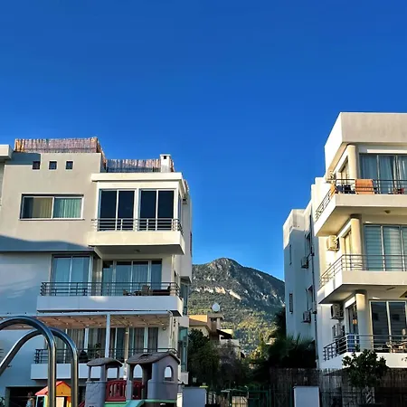 Rix Kiralama, Ortak Banyo Mutfak Appartamento Kyrenia (Northern Cyprus)