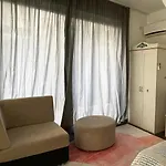 Rix Kiralama, Ortak Banyo Mutfak Apartment